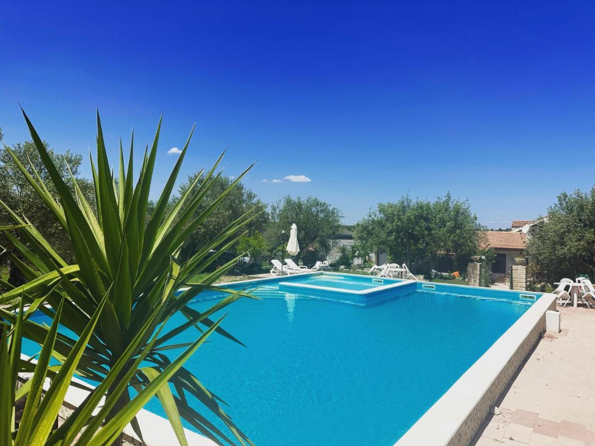 Piccolo Podere Apartment Melilli Bagian luar foto